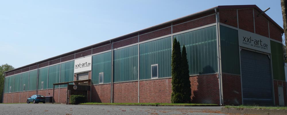 Die 750 m² Halle mit Atelier und Galerie in Bad Lippspringe
